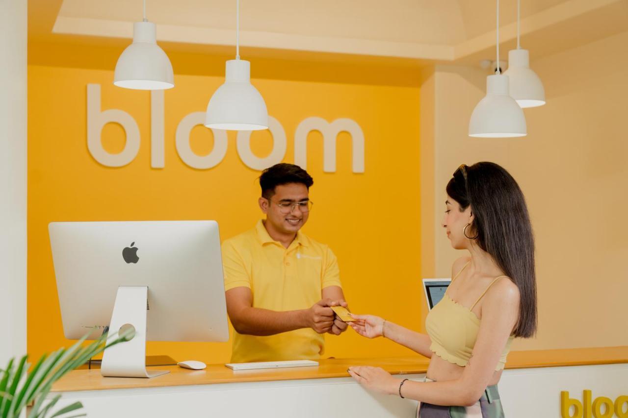 Bloom Hotel - Sector 62 Noida Exterior photo